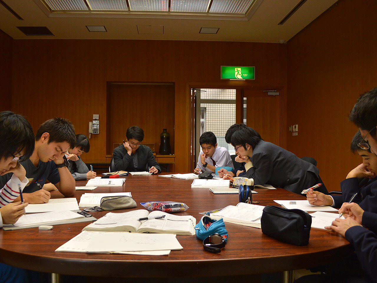 「数学・科学技術推進協会 MathMathGood」の数学研究会