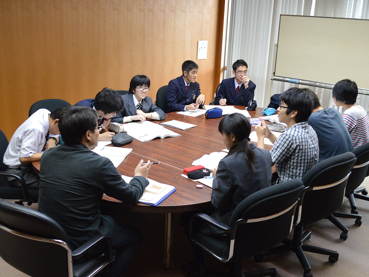 「数学・科学技術推進協会 MathMathGood」